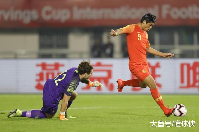 1-5！中国男足又1败局，低头抿嘴眼神茫然，各种输球后的表情(3)
