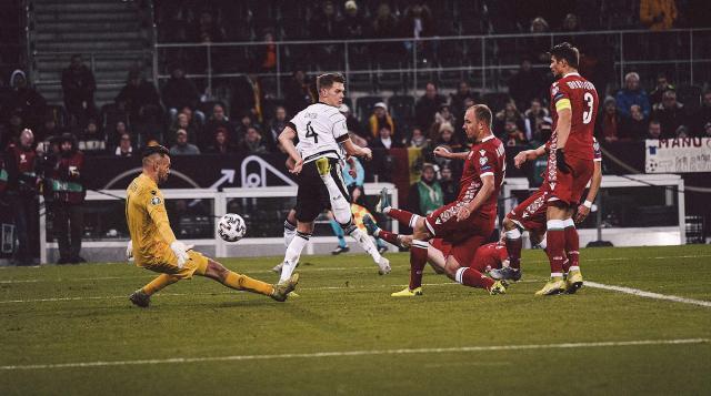 德国队获胜三大功臣的第一次：扑点、进球、梅开二度(3)