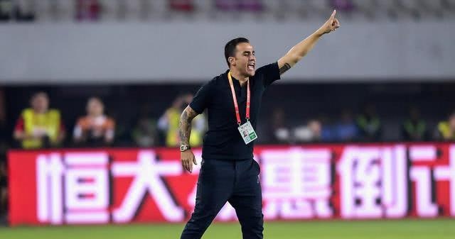 佩雷拉：听说要让我当中国男足主教练，赶紧输一场……(4)