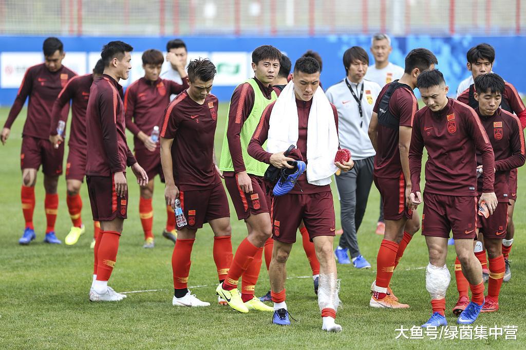 津媒给李铁下达目标：东亚杯不能输中国香港，争取击败日韩(1)