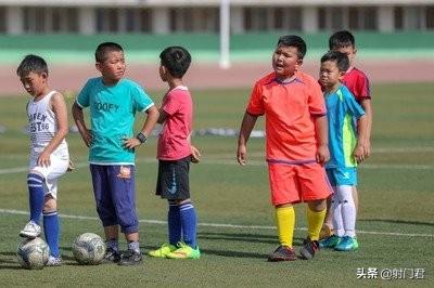 选择上学，还是选择职业足球，隔壁日本能不能给我们一个启示？(2)