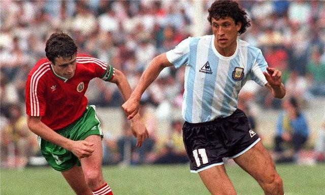 回顾阿根廷足球历史五大巨星(2)