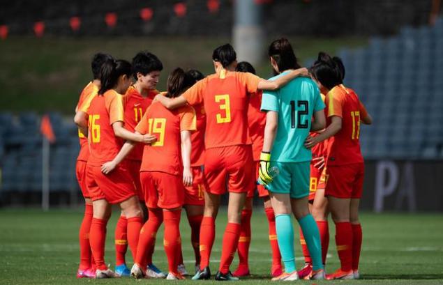 奥运预赛中国女足战澳大利亚，这个越位进球误判，真比窦娥还冤(1)