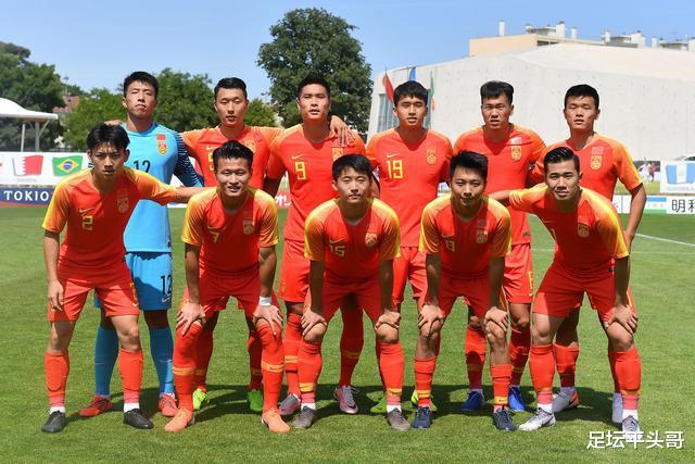 中国足球奇葩一幕：U21球员被当作了转会的“添头”(5)