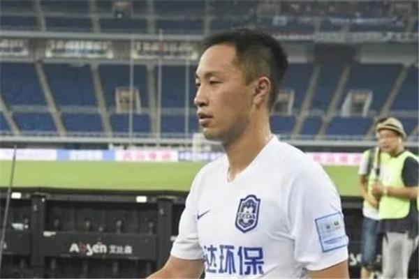 两位“中国C罗”，今年或将全部退役，中国足球难愈的伤疤(3)