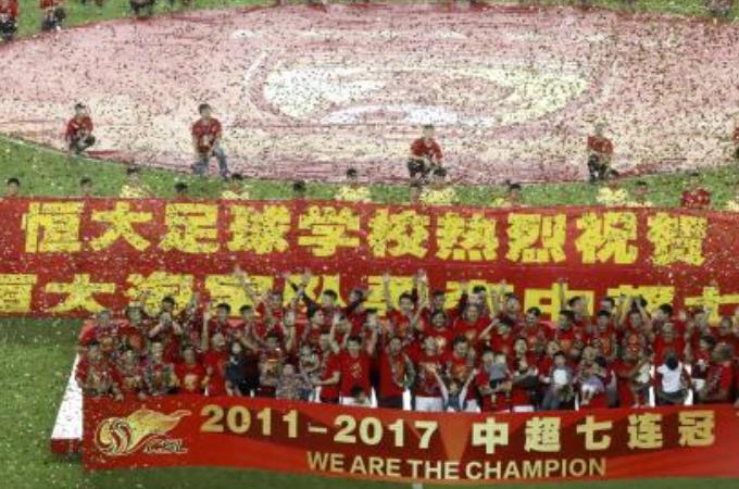 足协开出五十万罚单，对象是广州恒大，原因是在庆典上有广告行为(4)