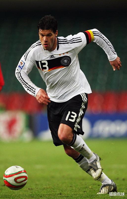 德国足球20年十大巨星，克罗斯第二，一人因抑郁症难成超级巨星(10)