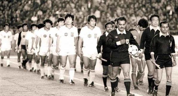 80年代中足离世界杯只差1场平局，那时国足不恐韩，还赢过阿根廷(8)