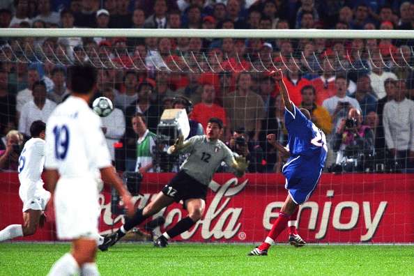 20年前的今天, 特雷泽盖金球绝杀意大利助法国夺欧洲杯(1)