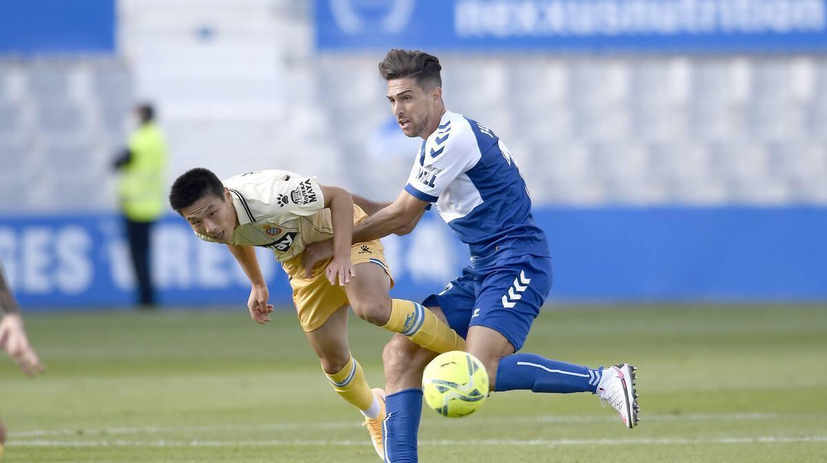 武磊连续四场0-0的时候被换下，一因素让他比踢西甲更难受(2)