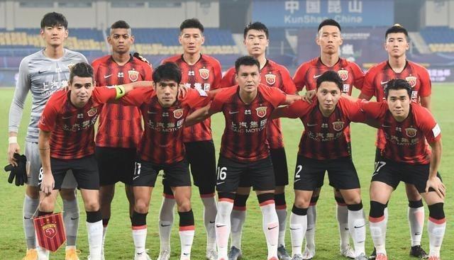 意外！上海上港改名引自家球迷不满，球迷组织已提出要求！(1)