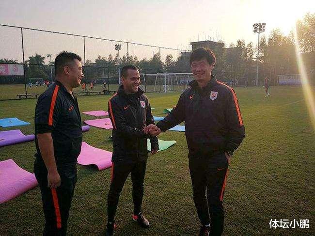鲁能再传重磅签约，郝伟喜获得力助手，打造全新教练团队剑指冠军(3)