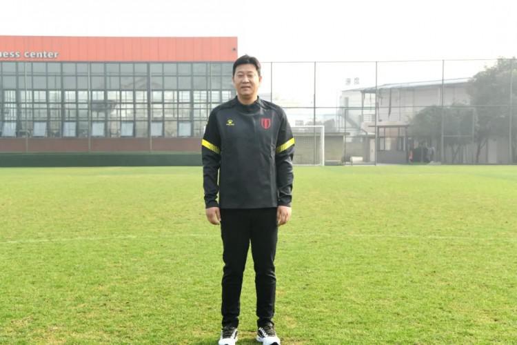 官方: 韩国教练团队加入成都蓉城, 助教曾任水原三星主帅(4)