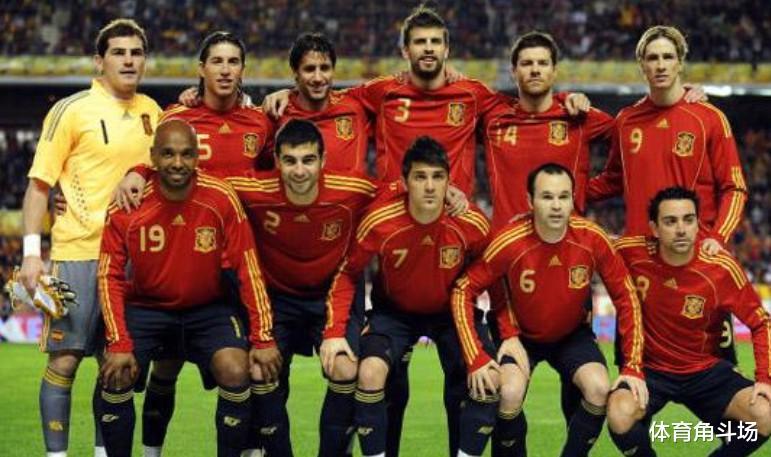 西班牙辉煌不再，主力阵容青黄不接，西班牙在欧洲杯难有作为(8)