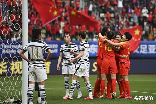 耍无赖！韩国媒体再现争议报道：中国女足遭抨击，球迷质疑声一片(1)