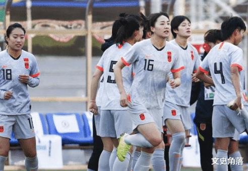 中国女足最美球员，身材颜值完美，直接碾压韩国队李玟娥(2)