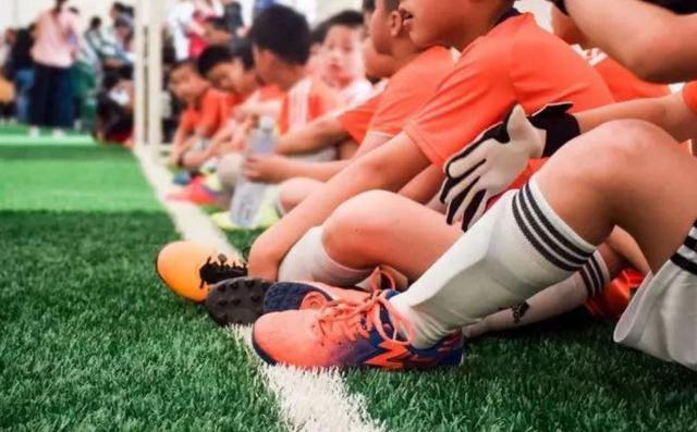 这些地区踢球孩子有福了 教育部公示11个青少年校园足球试验区(5)