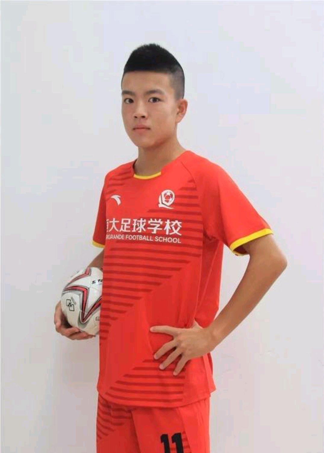 中国男足年轻球员实力很强 即使使用年轻阵容依然能战胜菲律宾队(7)