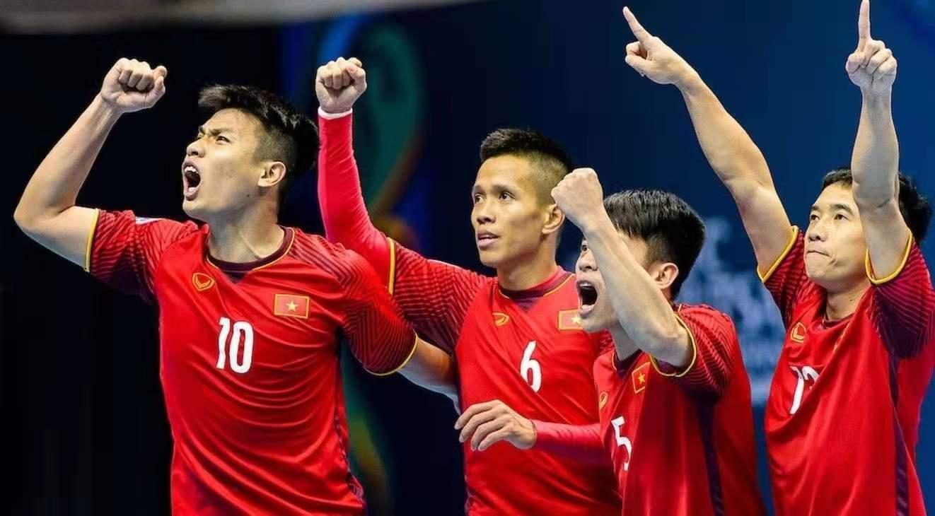周五足球推荐：马来西亚 VS 越南(3)