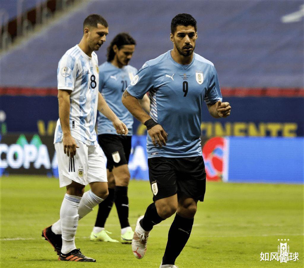 2-0到4-2！乌拉圭踢疯了，冲6年纪录，赢球=出线，苏亚雷斯或爆发(2)