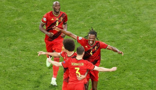 欧洲杯1/8决赛——C罗逆境杀手，葡萄牙惨战比利时(2)