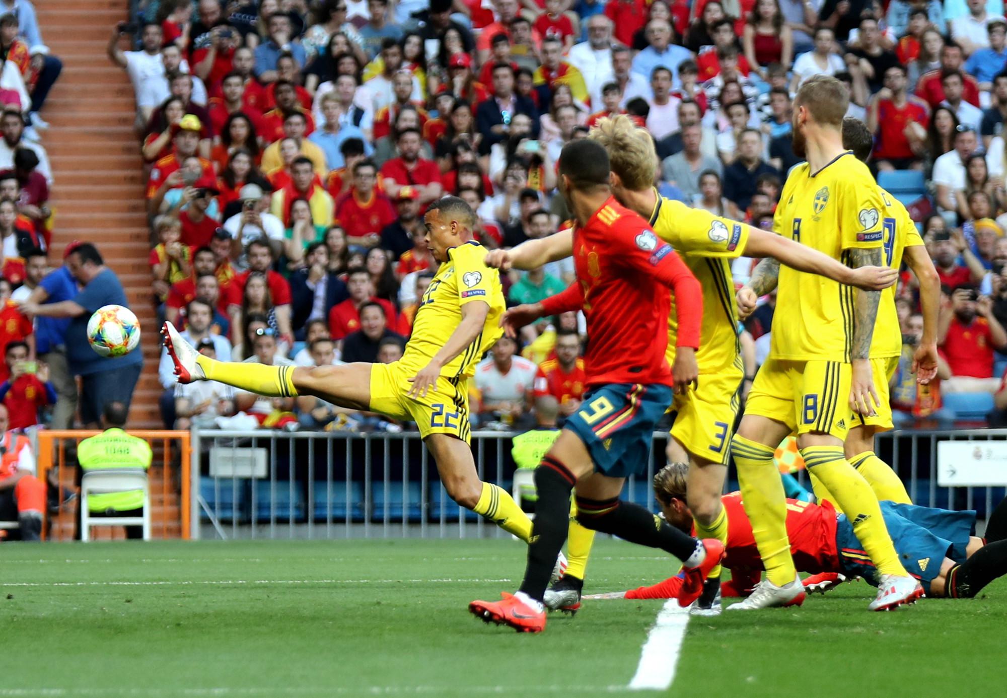 欧洲杯：瑞典队空前团结，乌克兰缺乏硬度(2)