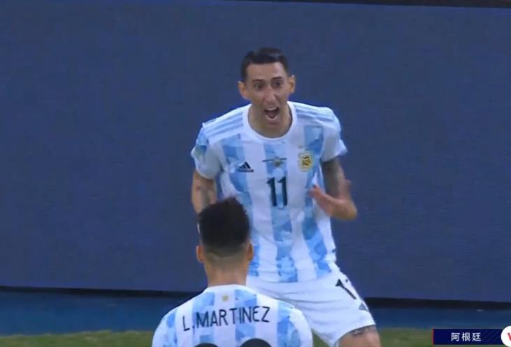 仅22分钟！阿根廷1-0领先了，巴西失误送大礼，梅西帮手轻巧吊射(2)
