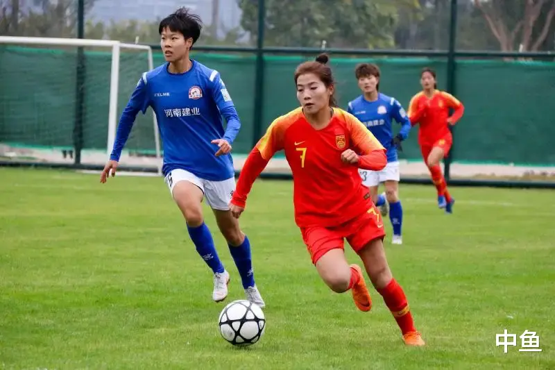 足协“球员留洋计划”得到中国足球界和球迷鼎力支持(2)