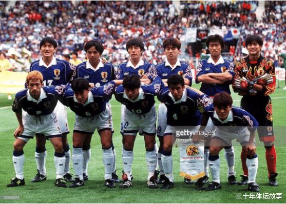 日本足球不算世界强队，世界杯最高16强，国足若战术得当有机会(2)