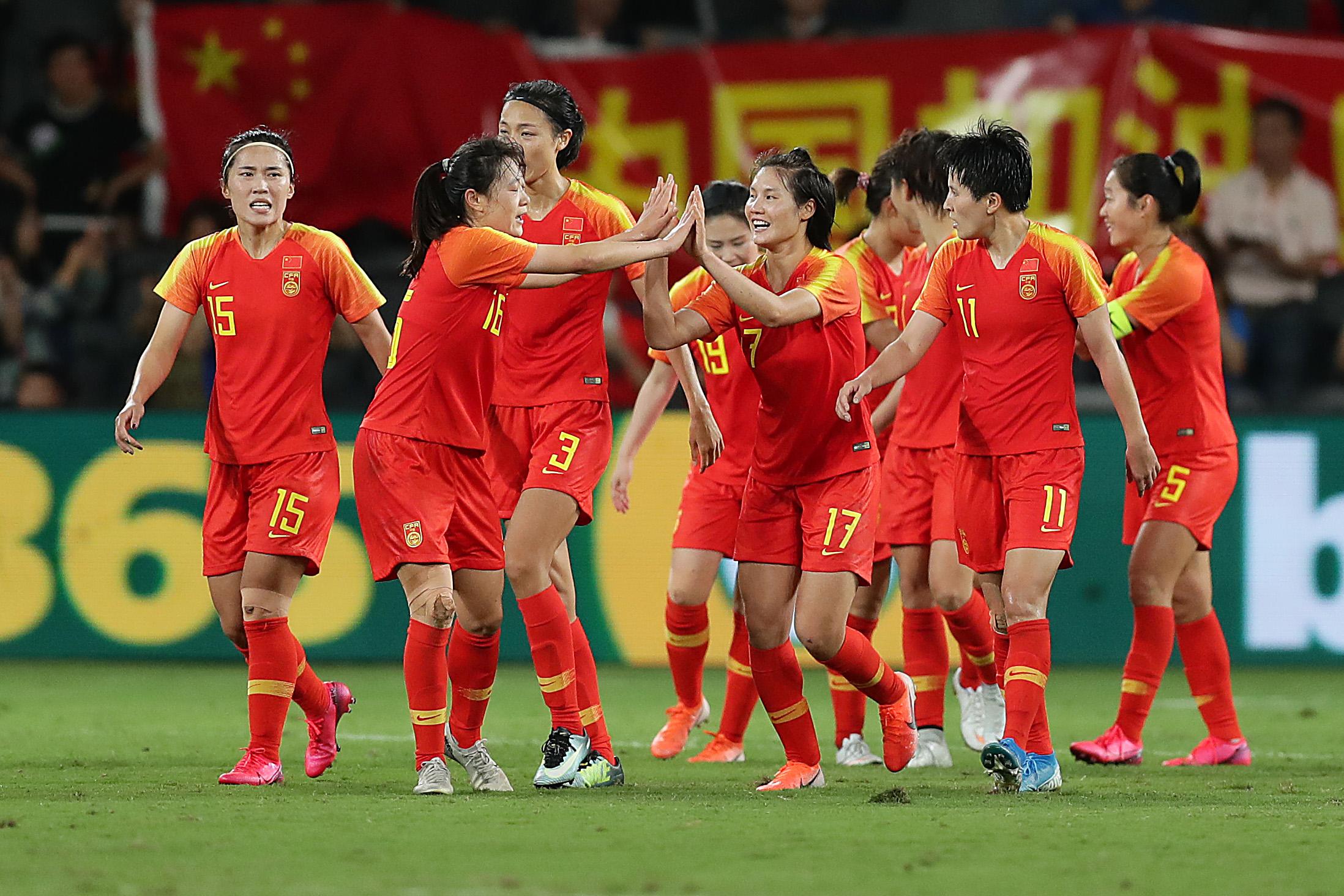 遭重创！中国男足和中国女足，您对哪支球队还抱有希望？(4)