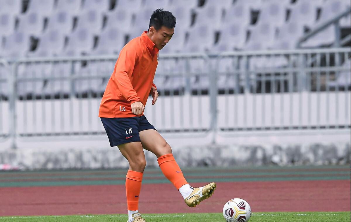 刘军帅有望在足协杯踢主力，曾深得两位名帅器重，未来值得期待(2)