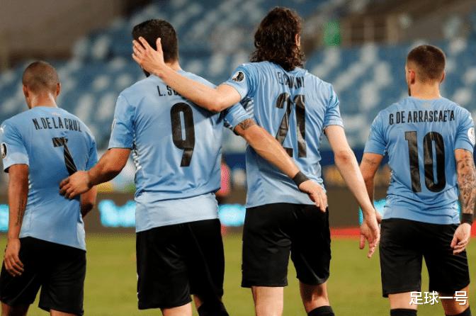 再见了苏亚雷斯！再见了卡瓦尼！乌拉圭队更新换代，如今收到成效(4)
