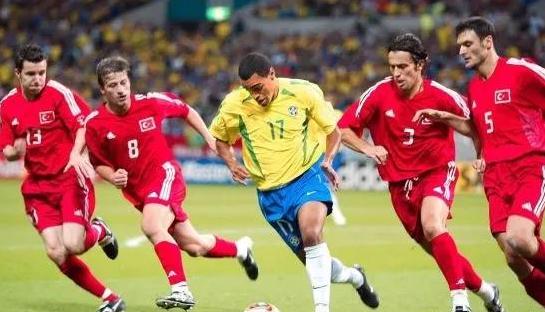 除了3R，巴西还出产过哪些足球天才(4)