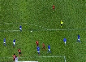 【欧国联】博努奇上半时染红 西班牙2比1淘汰意大利(11)