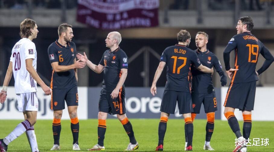 世预赛1-0！范加尔又赢了：荷兰3连胜登顶，4场进12球仅丢2球(2)