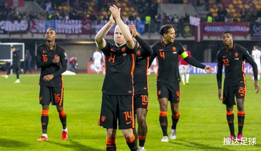 世预赛1-0！范加尔又赢了：荷兰3连胜登顶，4场进12球仅丢2球(3)