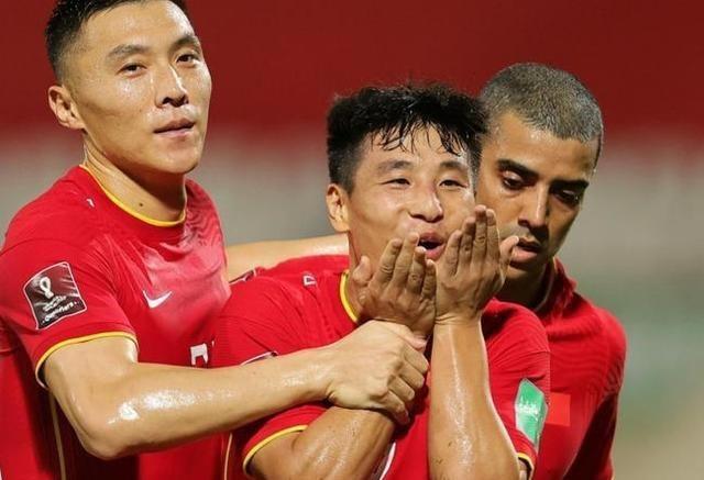 中国足球普及做不好 就只能次中选优到国家队踢球(3)