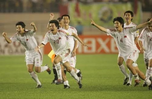 与冠军擦肩而过，距亚洲之巅一步之遥，国足征战2004年亚洲杯回顾(2)