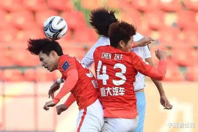 上午8点! 广州媒体最新报道引爆争议，球迷痛骂：中国足球真是奇葩(4)