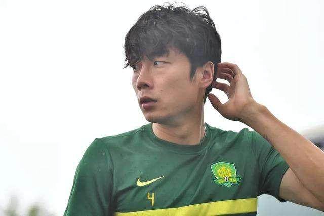李磊进入合同年主动提出留洋 踢完最后8轮离队(2)