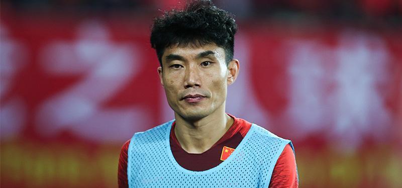 郑智还能在中国顶级联赛踢球 是中国足球的骄傲还是悲哀呢(4)