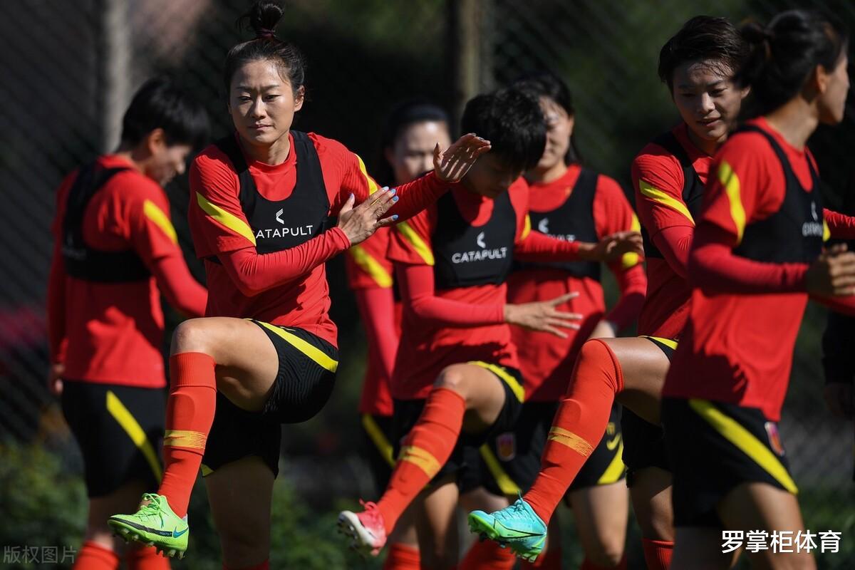 官宣！6天3场，中国女足顶得住吗？两大留洋球星意外无缘23人名单(2)