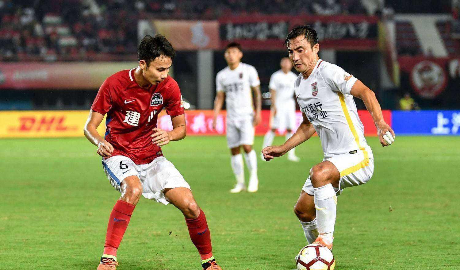 从中乙到中甲再到中超 四川足球终于回到中国顶级联赛的朋友圈(2)