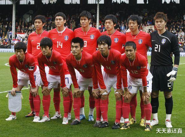 世界杯历史上，日韩伊沙抽到的最艰难的小组分别是在哪届世界杯(3)