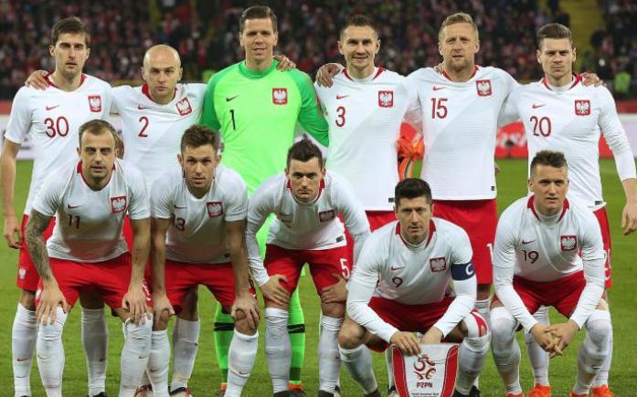 波兰国家队宣布，拒绝和俄罗斯比赛，格利克：与乌克兰人民同在(1)