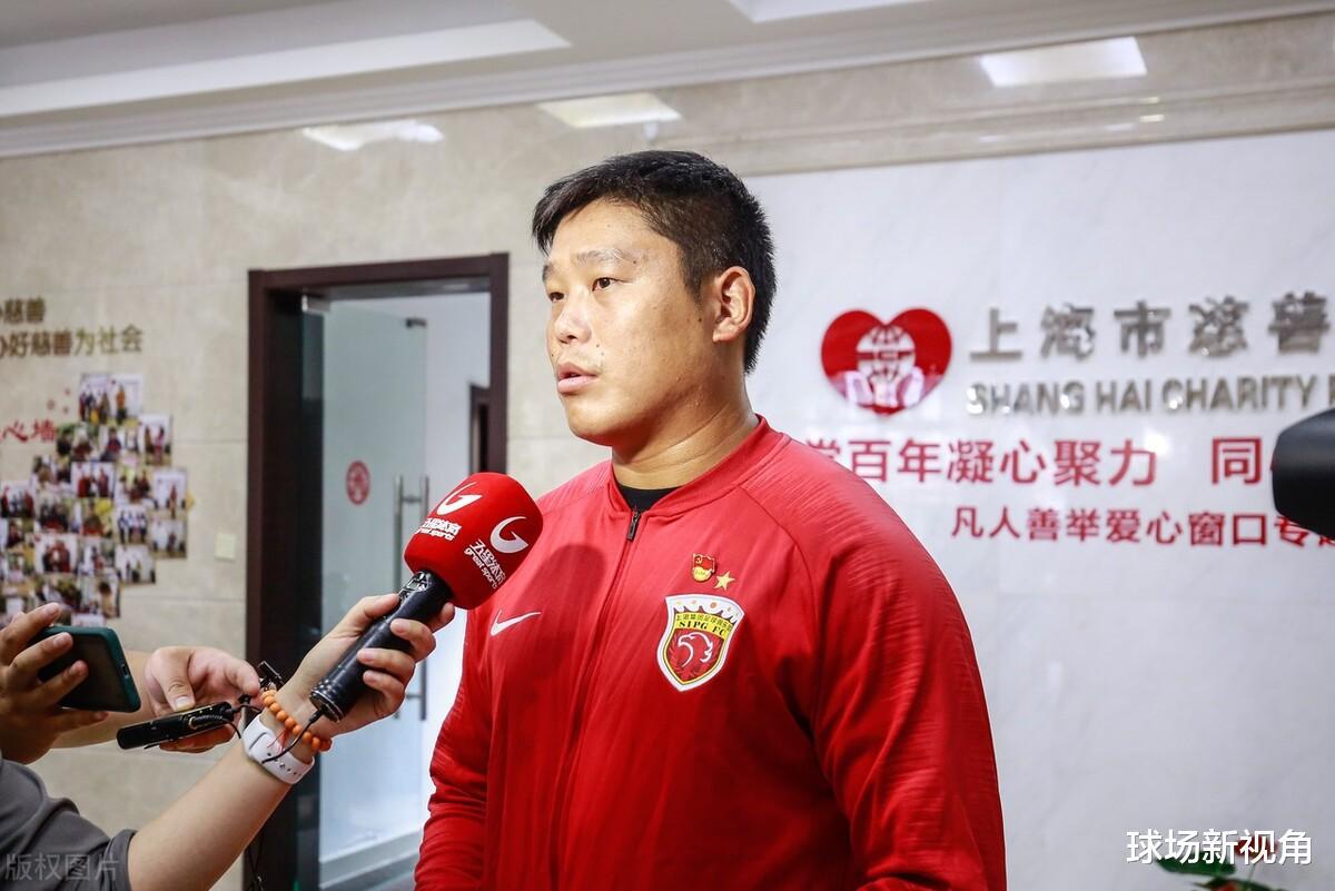 中超动态：广州队尚未与一线队球员沟通，蔡慧康受伤返回上海海港(2)