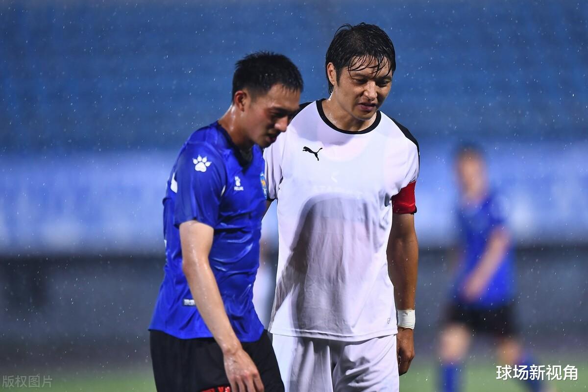 中超动态：广州队尚未与一线队球员沟通，蔡慧康受伤返回上海海港(4)