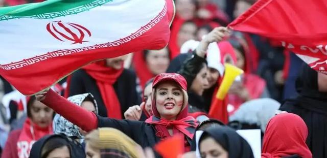 伊朗禁止女球迷进入球场，有可能取消进入世界杯，国足有机会吗？(2)
