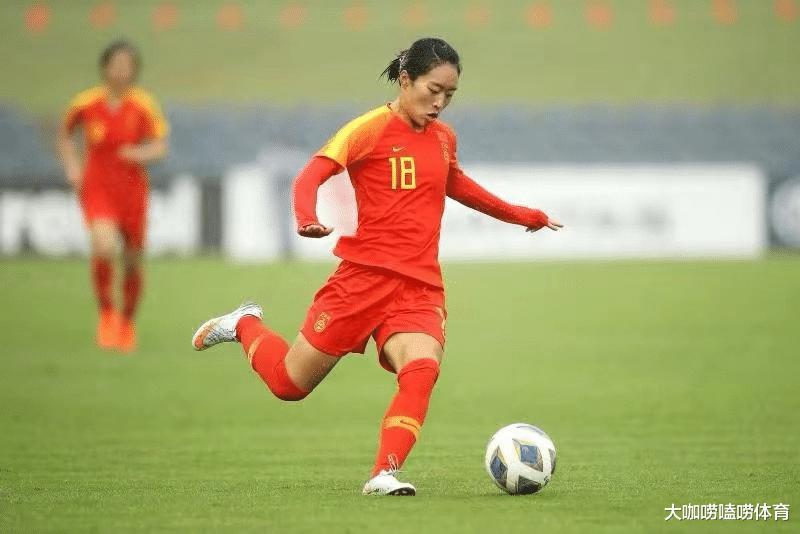 6-0！中国女足王牌闪耀欧洲，独造3球率队狂胜，角球险些直接破门(5)