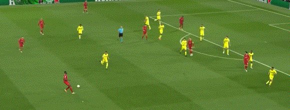 【欧冠】萨拉赫助攻马内 利物浦主场2比0领先黄潜(4)